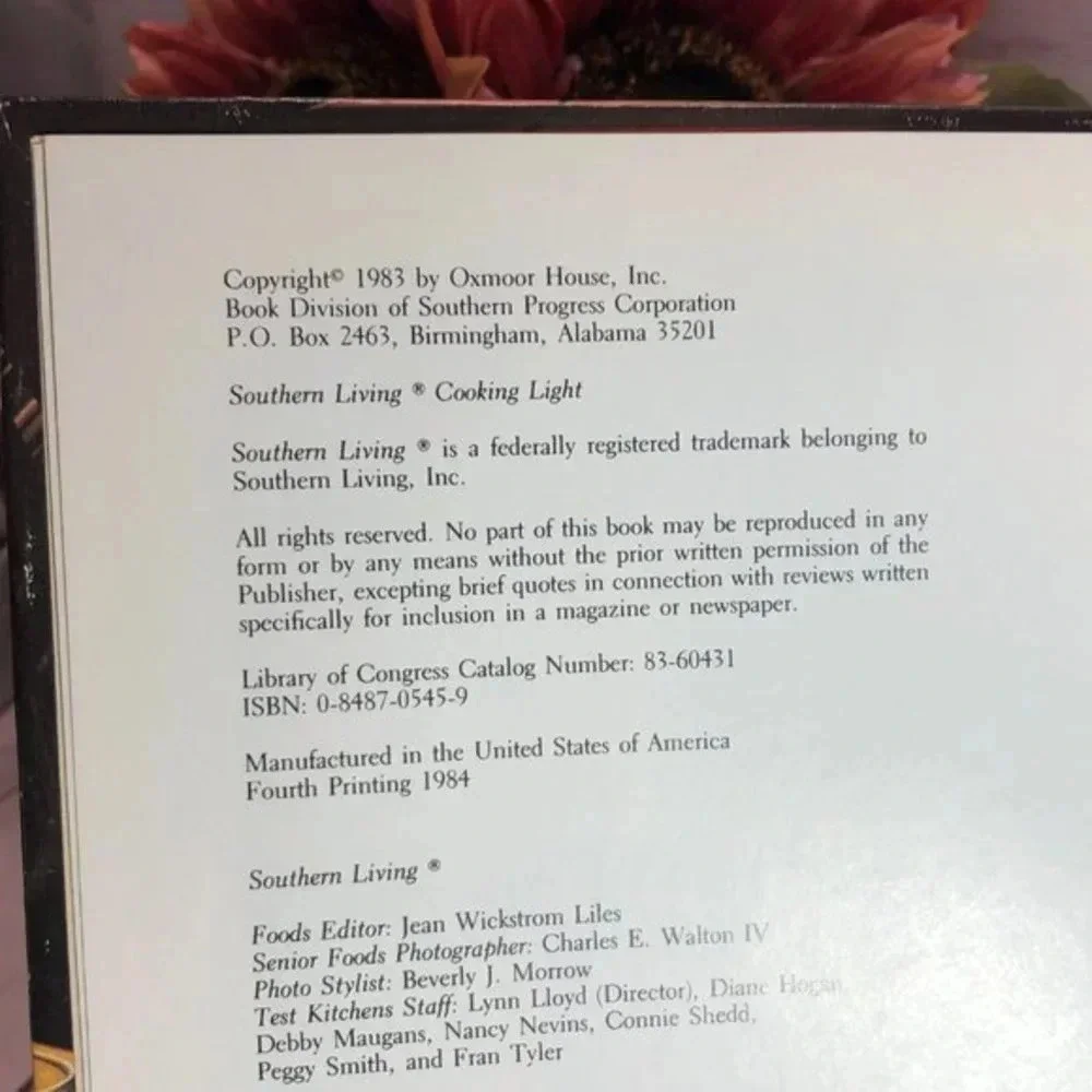 Vintage 1983 Southern Living COOKING LIGHT cookbook